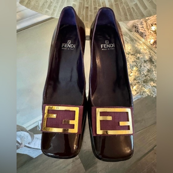 Fendi - Vintage Burgundy Patent Leather Heels - Picture 7 of 9